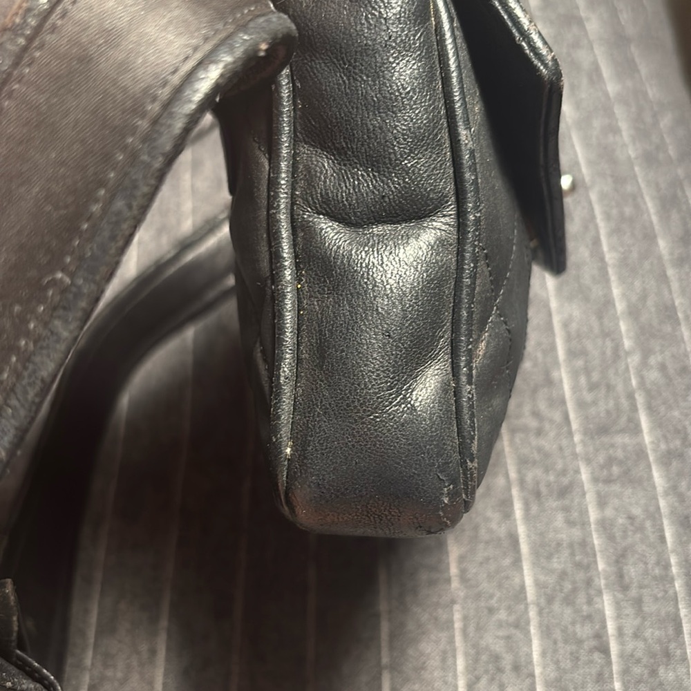 CHANEL Black Crossbody Bag with Gold Accents - Picture 6 of 16